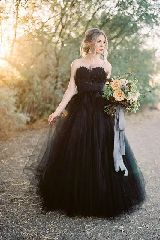 Classy Black Sweetheart Long Wedding Dress with Open Back and Lace Tulle Sparkling Bridal Gown Classy Black Sweetheart Long Wedding Dress with Open Back and Lace Tulle Sparkling Bridal Gown