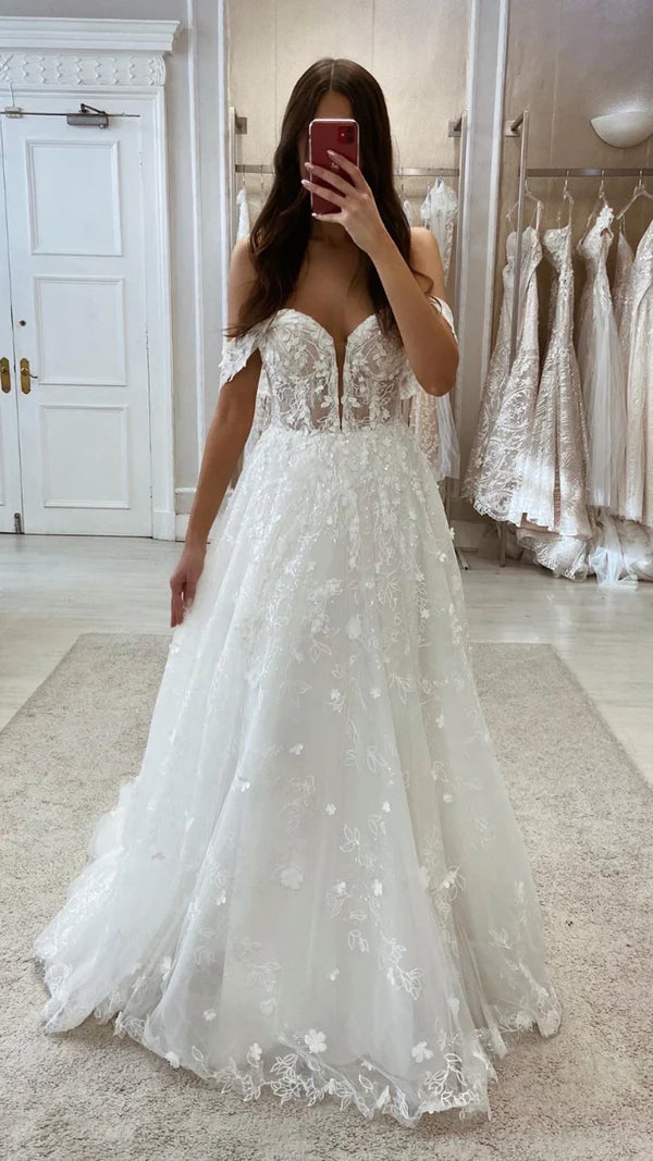 Sweetheart Off Shoulder sheer A-line lace decal illusion empire wedding dress Sleek Wedding Dress Sweetheart Off Shoulder sheer A-line lace decal illusion empire wedding dress Sleek Wedding Dress