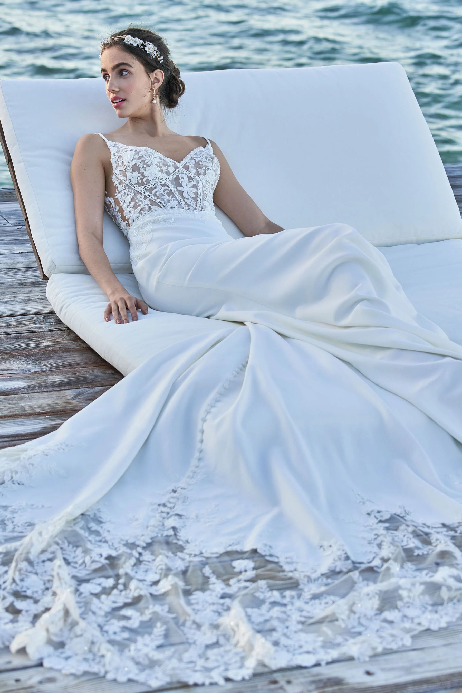 VOW'd Petunia Dress - 10 Classic Lace Gown