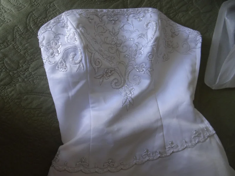 David's Bridal Not sure Unique unclassified dresses